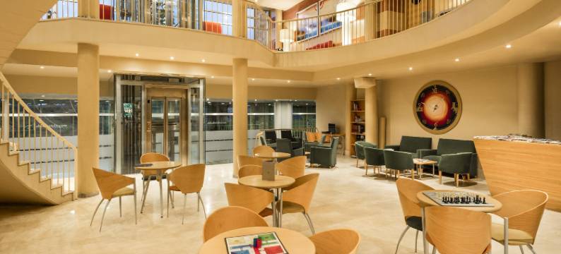 阿巴科米利亚斯高尔夫公寓酒店(Abba Comillas Apartments)图片