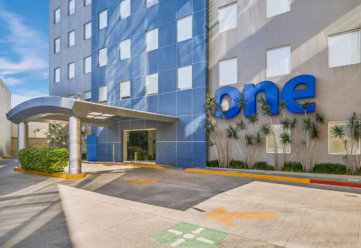 One Leon Poliforum Hotel Overview