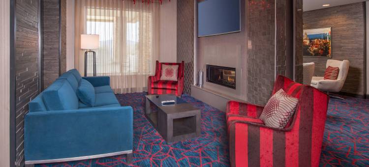 阿尔图纳万枫酒店及套房(Fairfield Inn & Suites Altoona)图片