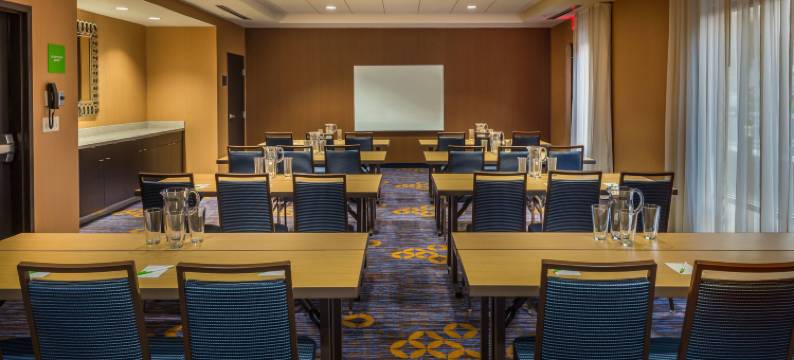 里诺市中心/河滨万怡酒店(Courtyard Reno Downtown/Riverfront)图片