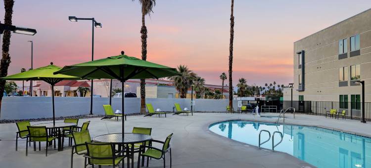 棕榈沙漠万豪SpringHill Suites酒店(SpringHill Suites Palm Desert)图片