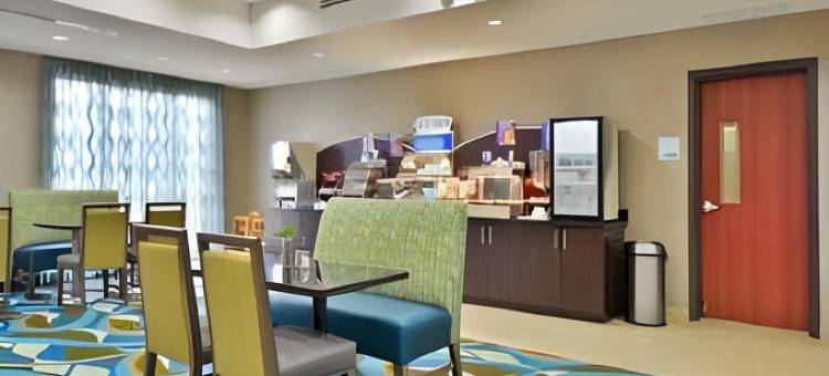 智选假日套房酒店福里斯特城(Holiday Inn Express & Suites Forrest City)图片
