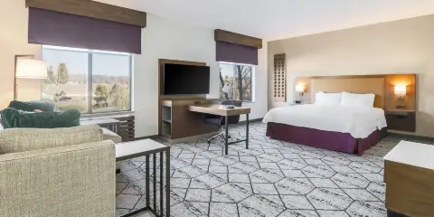 温莎索諾瑪酒鄉希爾頓歡朋旅館&套房酒店