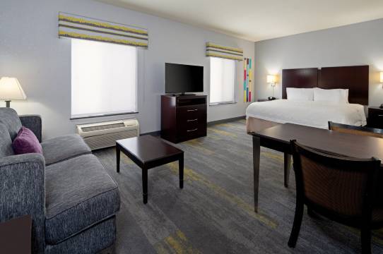 贝克斯菲尔德58号公路欢朋套房酒店(Hampton Inn & Suites Bakersfield/Hwy 58)