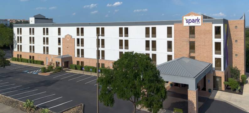希尔顿酒店圣安东尼奥西北近六旗(Spark by Hilton San Antonio Northwest near Six Flags)图片