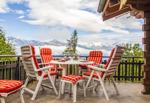 Chalet Soleil Hotel Overview