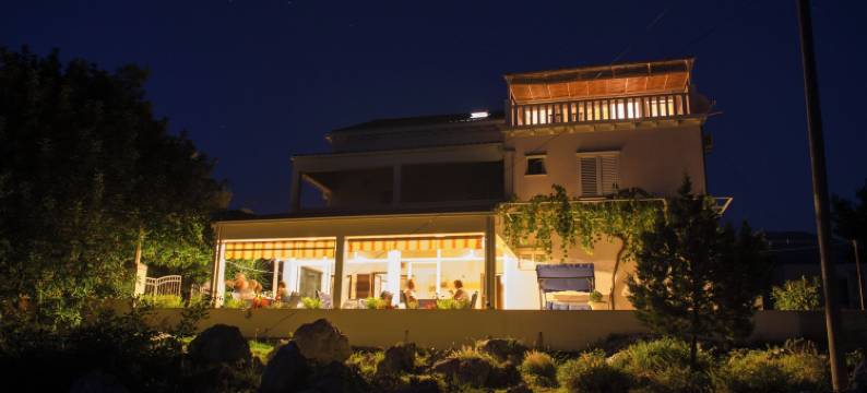 卡塔里纳公寓客房别墅酒店(Apartment & Rooms Villa Katarina)图片