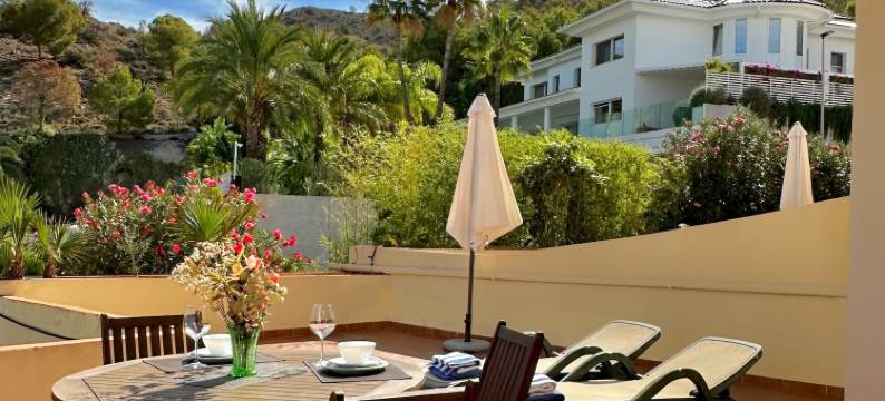 阿尔布山公寓酒店(Albir Hills Apartments)图片