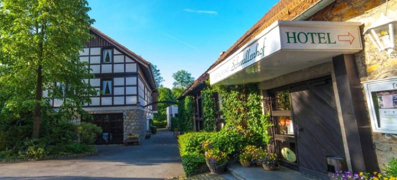 明镜施瓦林霍夫兰德酒店(Landhotel der Schwallenhof)图片