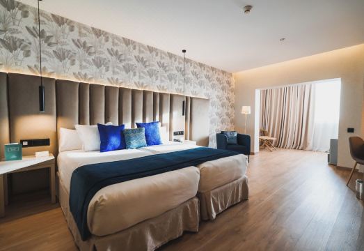 La Laguna Gran Hotel Hotel Overview