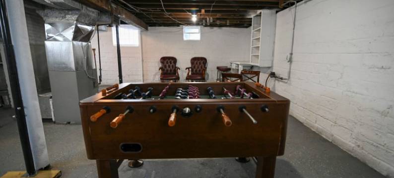 Sports Haven with Foosball and Basketball - Amazing Themed Escape图片