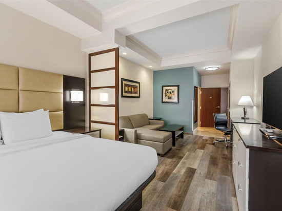 JFK贝斯特韦斯特优质套房酒店