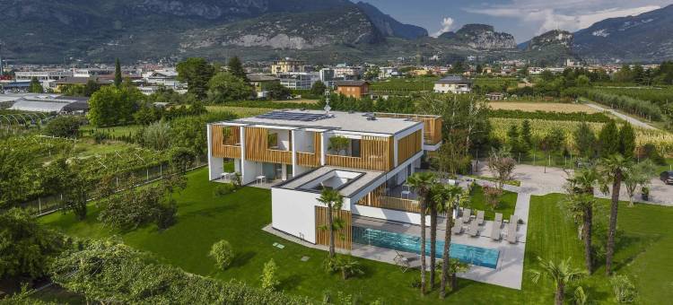 阿列亚加尔达湖滨套房酒店(Alea - Garda Lake Suite)图片