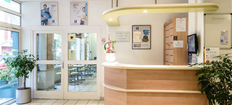 西布勒圣让吕兹宜必思快捷酒店(Ibis Budget Ciboure Saint-Jean-De-Luz)图片