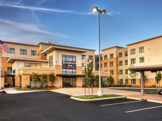 波特兰机场喀斯喀特站居家酒店