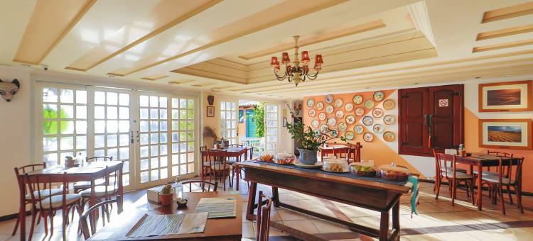 马纳里普莱雅酒店(Manary Praia Hotel)图片