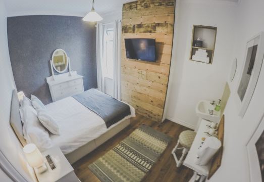 Antique House B&BHotel Overview