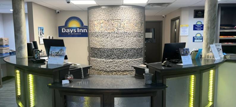 费耶特维尔温德姆戴斯酒店(Days Inn by Wyndham Fayetteville)图片