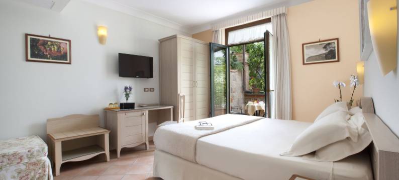 瑞拉斯维拉安吉奥里纳酒店(Relais Villa Angiolina)图片