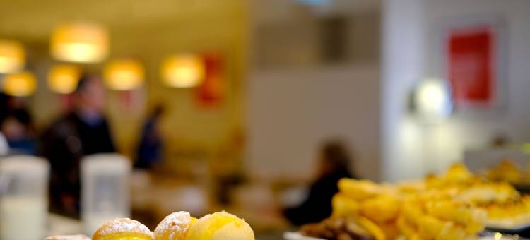 波尔图中心莫夫酒店(Moov Hotel Porto Centro)图片