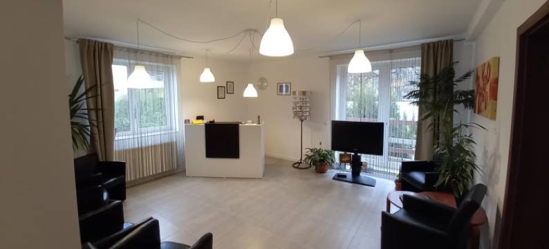 热恩尼翁旅馆(Pensiunea Riunione)图片