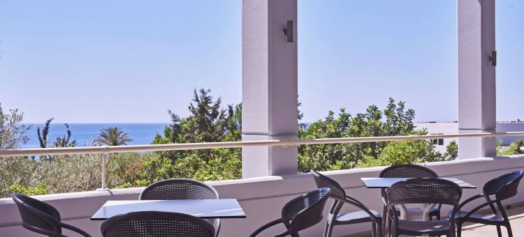 “基奥塔里米拉鲁纳海滩度假村”(Kiotari Miraluna Resort)图片