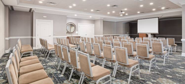 Holiday Inn 弗多斯塔会议中心(Holiday Inn Valdosta Conference Center)图片