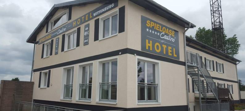 维滕堡 A24 卡溪利诺酒店(Casilino Hotel A 24 Wittenburg)图片