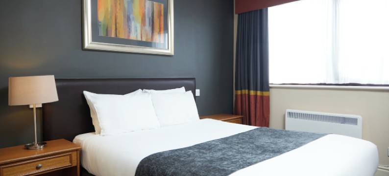 布罗顿酒店(The Broughton Hotel by Greene King Inns)图片