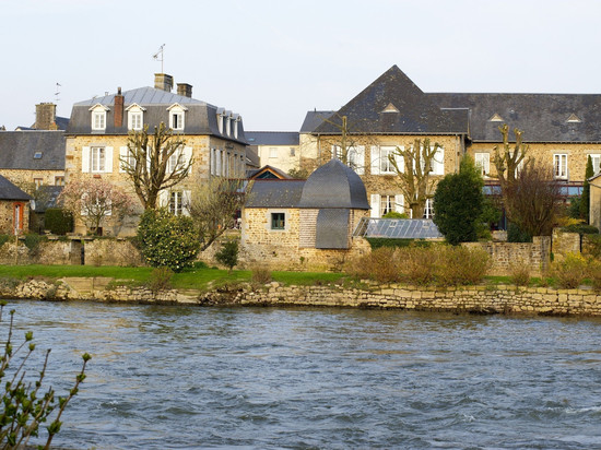 洛吉斯塞兰旅馆