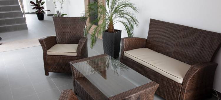 平价酒店(Fair-Price-Hotel)图片