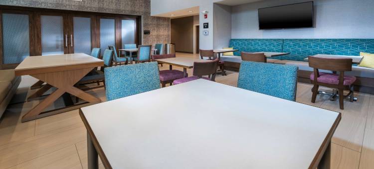 咸普顿客栈与套房康威(Hampton Inn & Suites Conway)图片