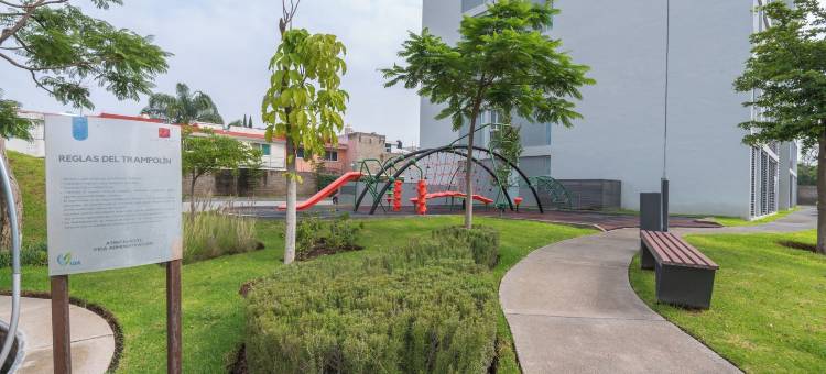 带露台和泳池的现代公寓(Modern Apartment with Terrace and Pool Access)图片