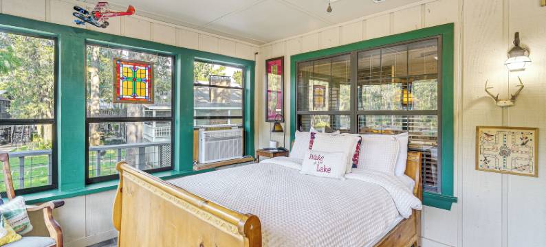 卡纳克湖畔之家：甲板、烧烤架和火坑(Lakefront Home: Deck, Grills & Fire Pit in Karnack)图片