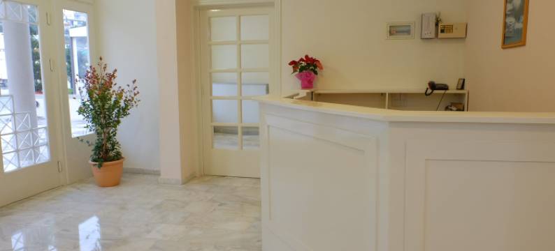 迪雅莉纳斯公寓酒店(Dialinas Apartments)图片