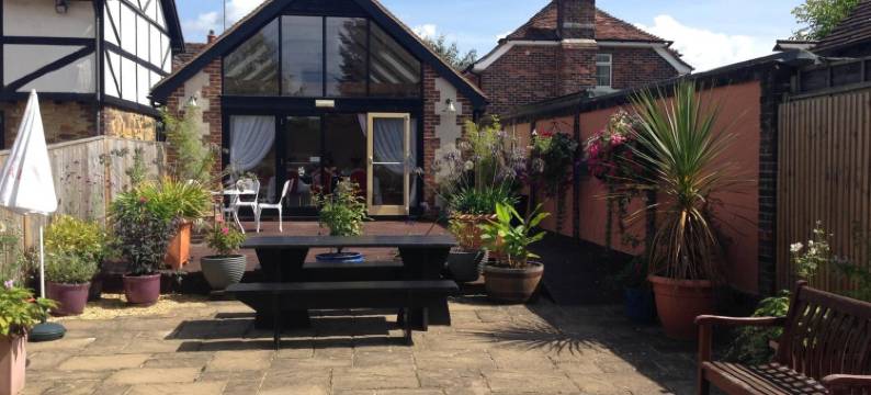 罗登华尔酒店(Random Hall)图片