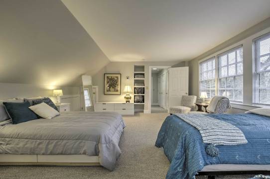 温暖安静的家,带Haw河上的火坑(Warm + Peaceful Home w/ Fire Pit on Haw River)