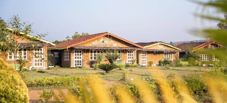 帕克玛希山脚小屋 by Vanyum(Pachmarhi Foothill Cottages by Vanyum)图片