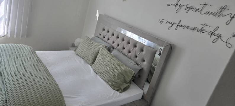 Luxury stylish Charming City Apartment with Private Entrance in Wolverhampton图片