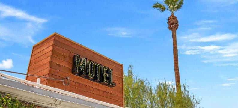 Center of it All!- Adobe Cottage Unit A图片