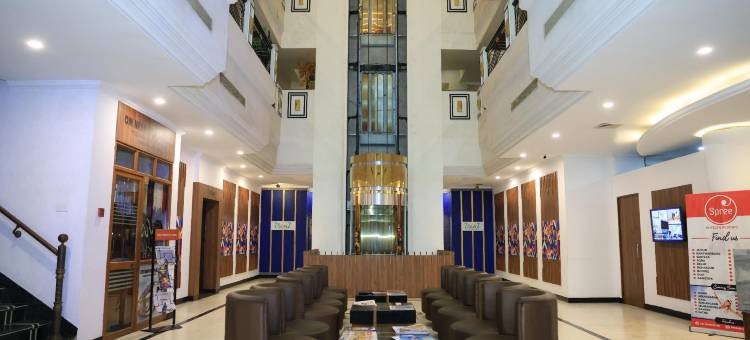 苏拉比国际兹波史普立酒店(Zip by Spree Hotels Surabi International Vellore)图片