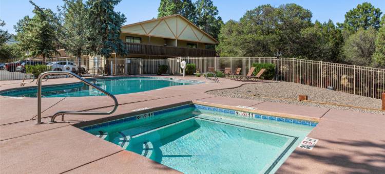 松泉贝斯特韦斯特酒店(Best Western Pine Springs Inn)图片