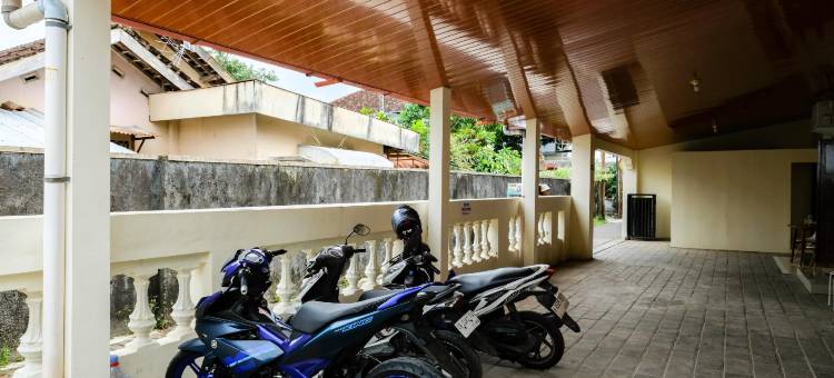 红门酒店-近马里奥波罗路区域(RedDoorz near Jalan Malioboro Area)图片