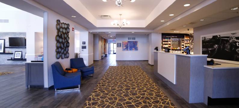 森林之城欢朋套房酒店(Hampton Inn & Suites Forest City)图片