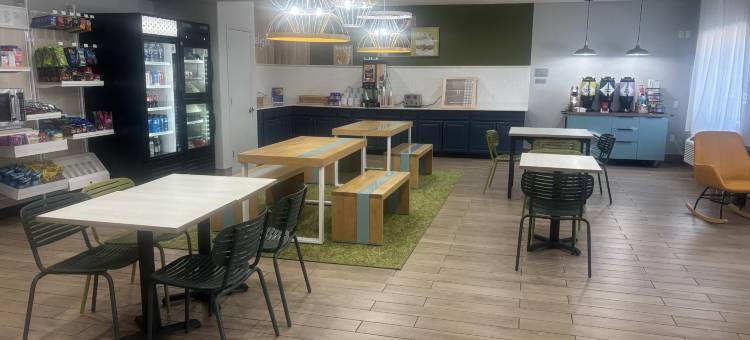 莱克伍德凯艺套房酒店-丹佛西南(Spark by Hilton Lakewood Denver Southwest)图片