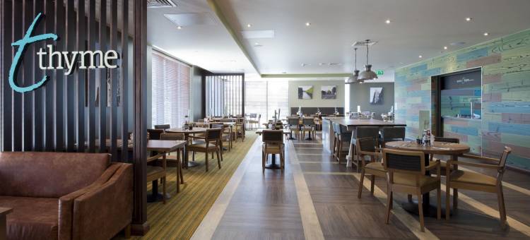 普瑞米尔贝德福德镇中心河畔酒店(Premier Inn Bedford Town Centre)图片