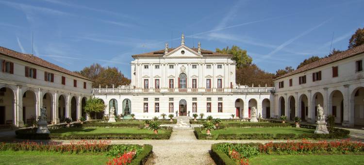 Villa in Venice with Private Pool & Park图片