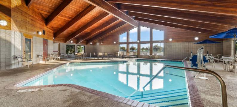 芒兹维尤明尼阿波里斯美吟温德姆酒店(AmericInn by Wyndham Mounds View Minneapolis)图片