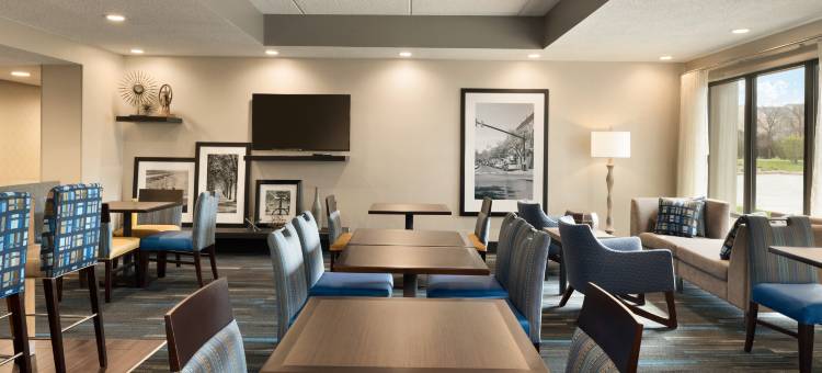 阿普尔顿-福克斯河购物中心区欢朋酒店(Hampton Inn Appleton (Fox River Mall Area))图片