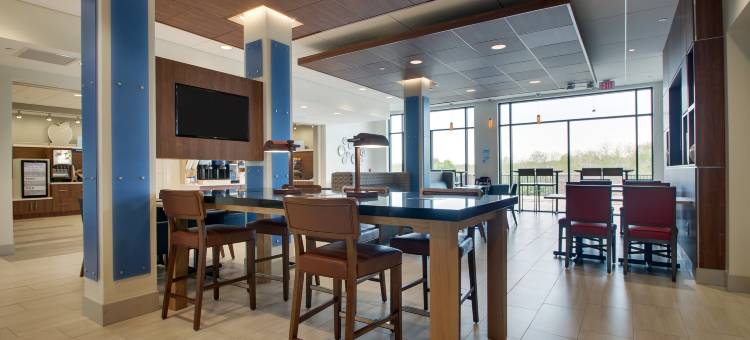 伊丽莎白敦北智选假日套房酒店(Holiday Inn Express & Suites Elizabethtown North)图片